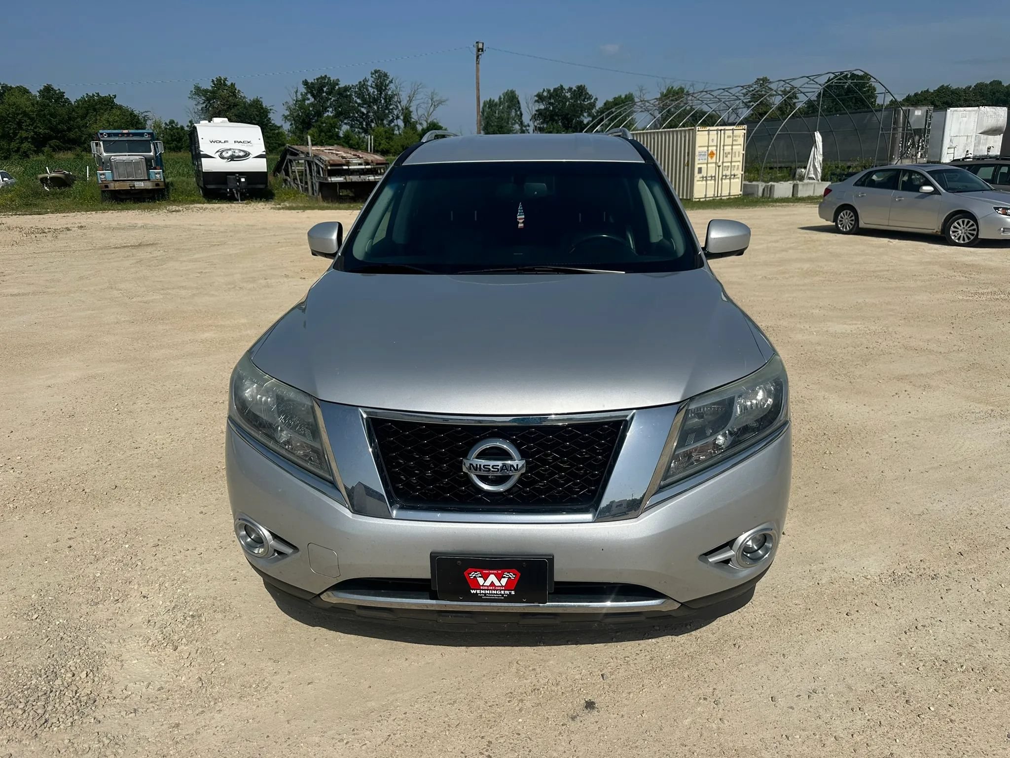 Used 2015 Nissan Pathfinder SL w/ SL Tech Package AWD/4WD image 3