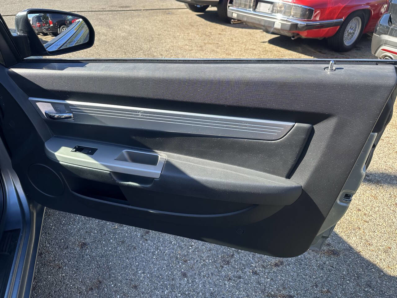 Used 2010 Chrysler Sebring Touring image 20