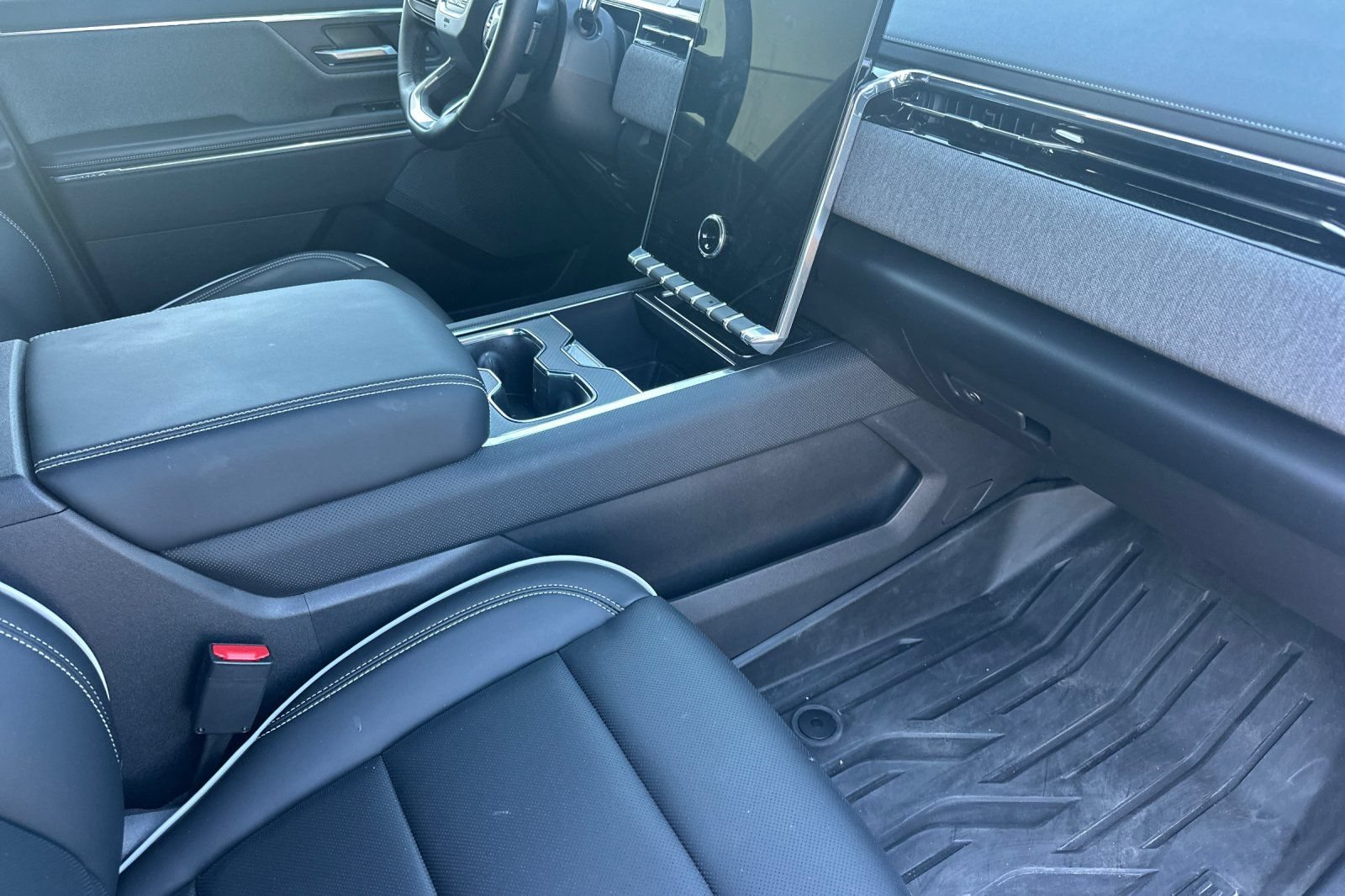 Used 2026 GMC Sierra EV Elevation AWD/4WD image 19