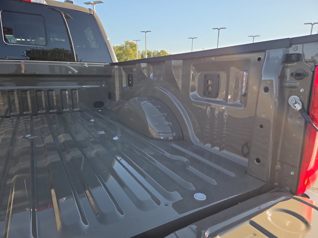 New 2027 Ford F250 Lariat w/ Tremor Off-Road Package AWD/4WD image 13