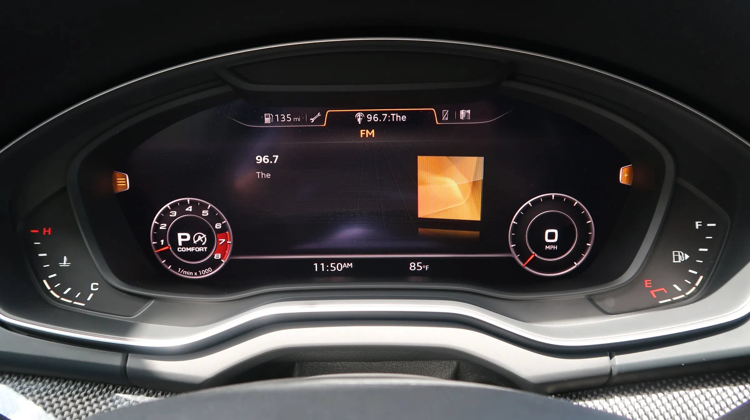 Used 2019 Audi SQ5 Prestige w/ Prestige Package AWD/4WD image 37
