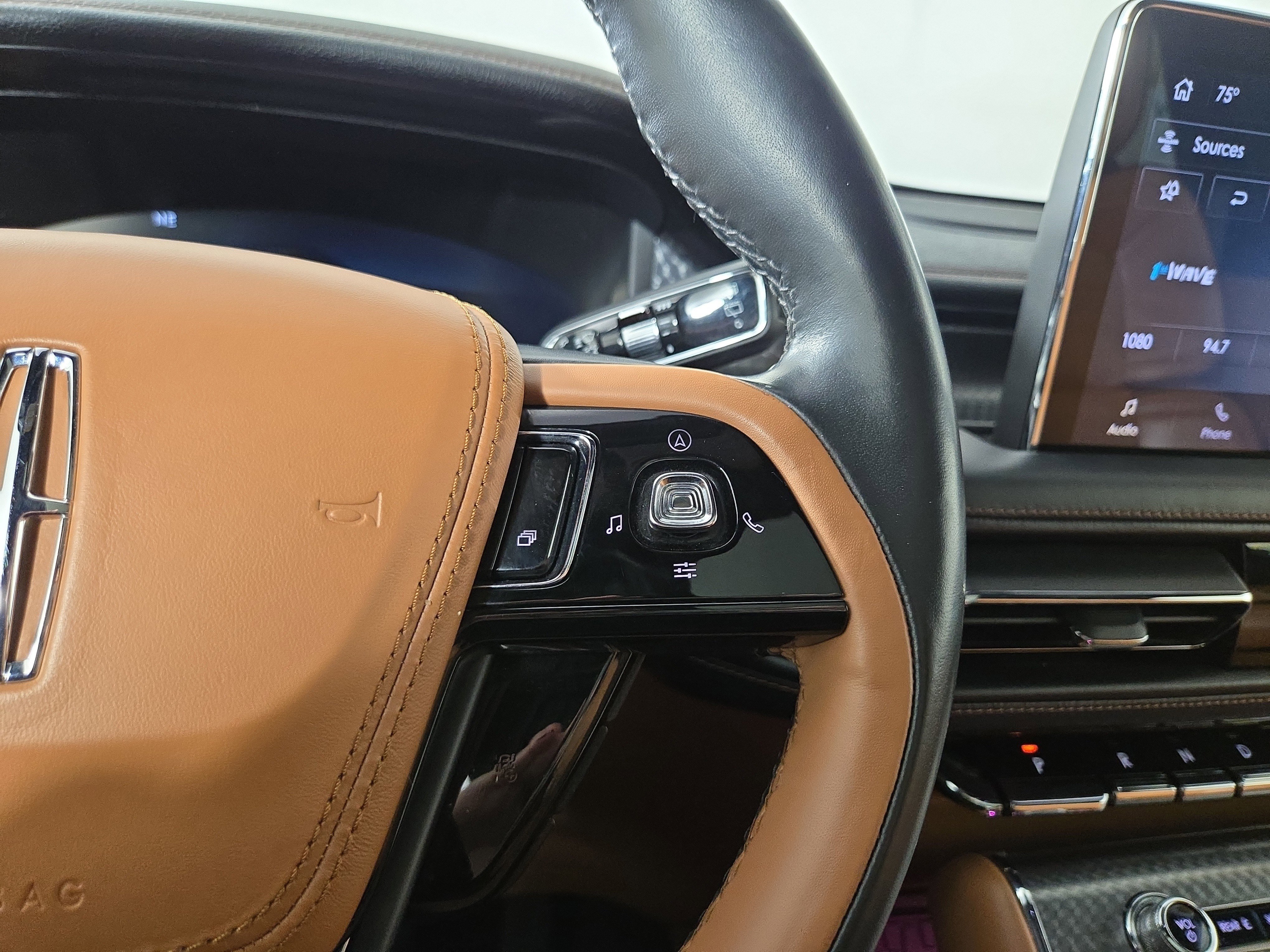 Used 2020 Lincoln Aviator Black Label image 17