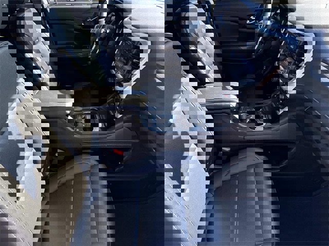 Used 2023 GMC Acadia SLT image 23