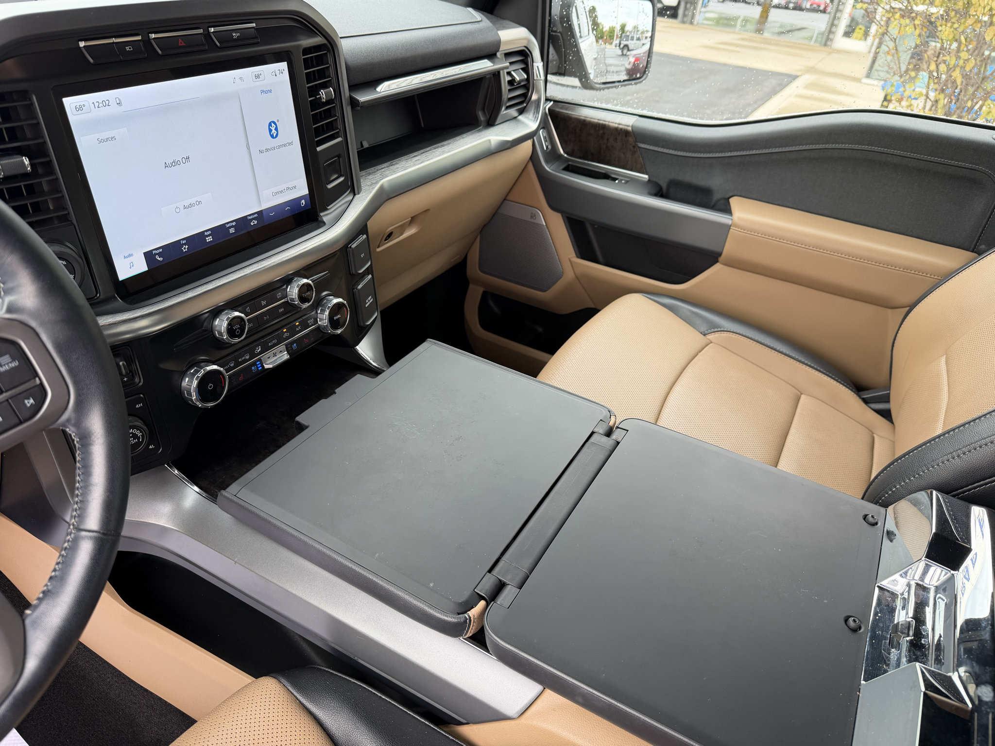Used 2022 Ford F150 Lariat AWD/4WD image 13