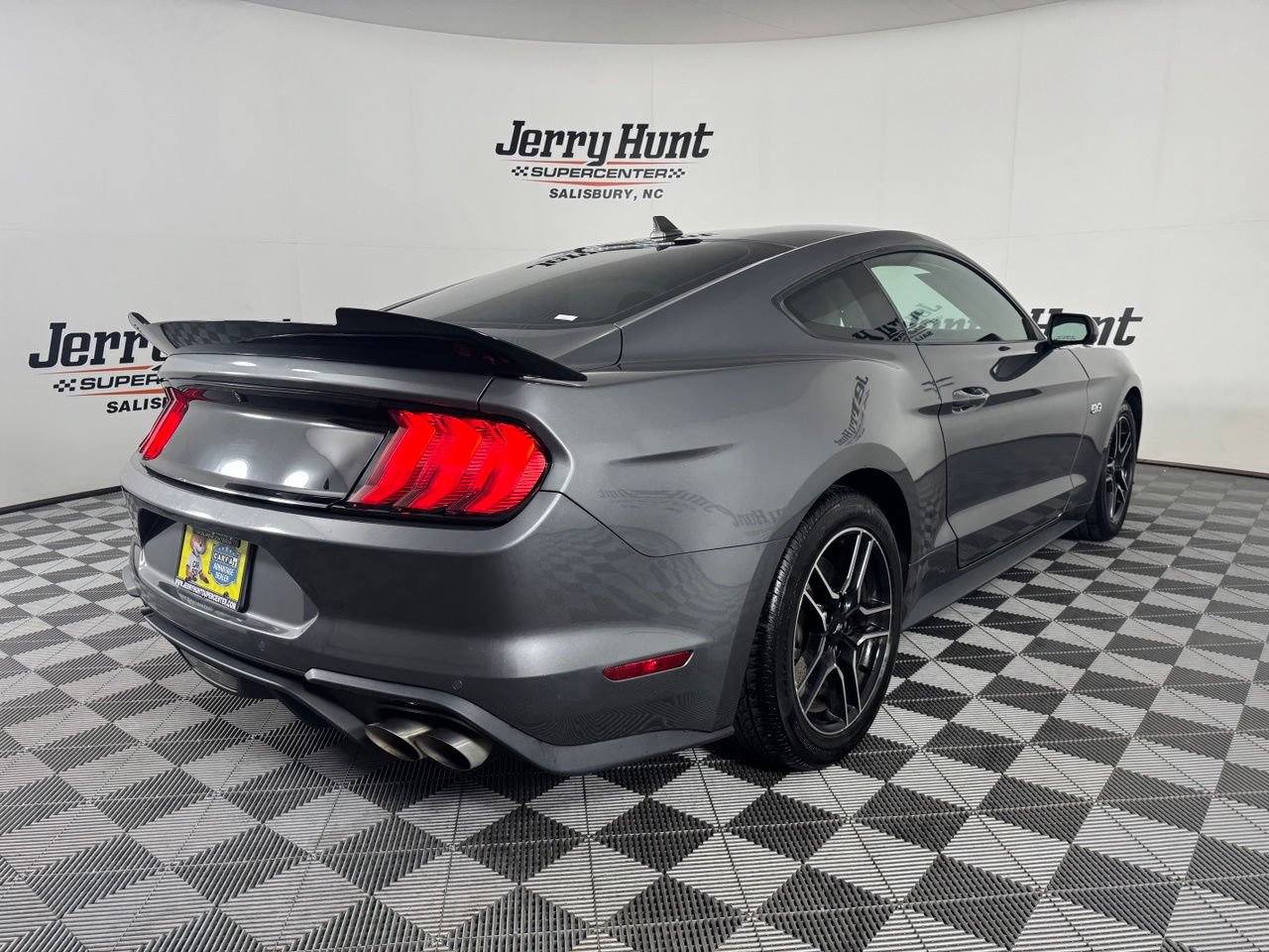 Used 2022 Ford Mustang GT Premium RWD image 6