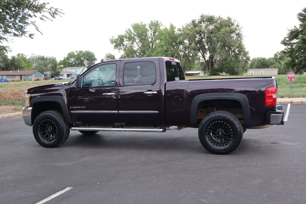 Used 2008 Chevrolet Silverado 2500 LTZ w/ Safety Package AWD/4WD image 8