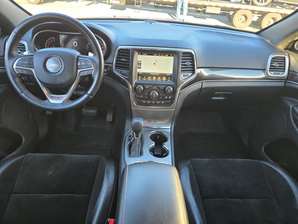 Used 2017 Jeep Grand Cherokee Trailhawk image 4