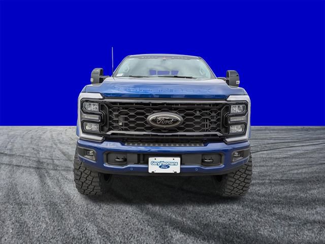 New 2026 Ford F250 Lariat w/ Black Appearance Package image 9