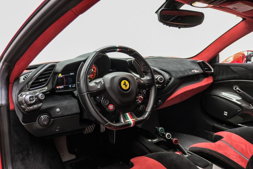 Used 2019 Ferrari 488 Pista Coupe RWD image 5