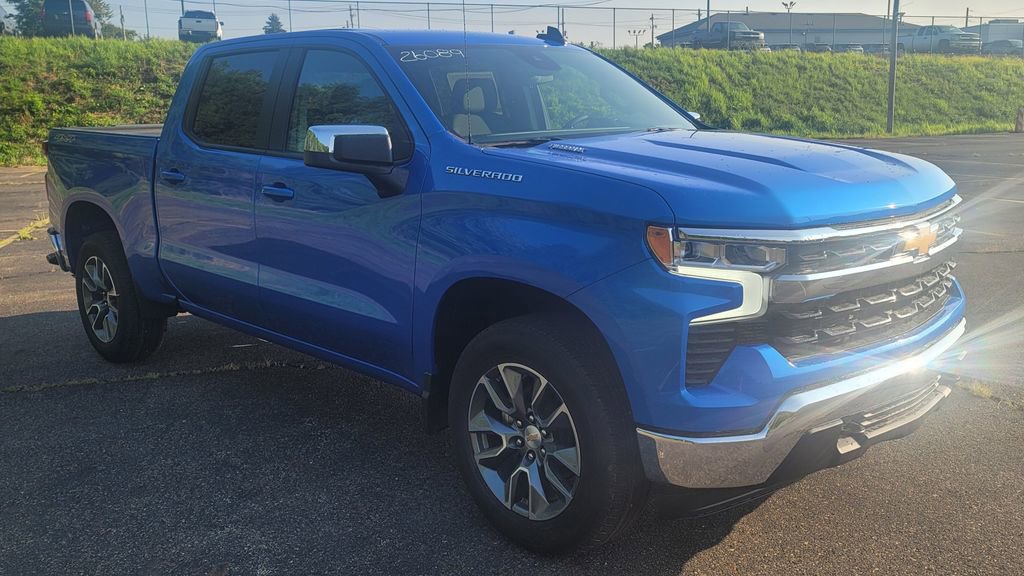 New 2026 Chevrolet Silverado 1500 LT image 2