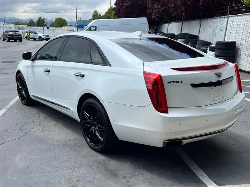 Used 2016 Cadillac XTS Vsport Platinum AWD/4WD image 5