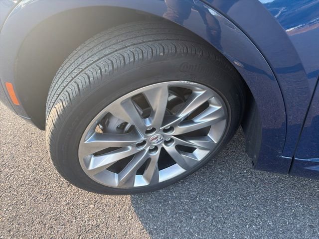 Used 2023 Buick Envision Avenir image 11