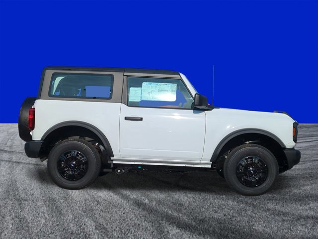 New 2025 Ford Bronco 2-Door image 3