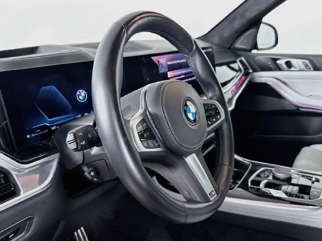 Used 2026 BMW X7 xDrive40i AWD/4WD image 11