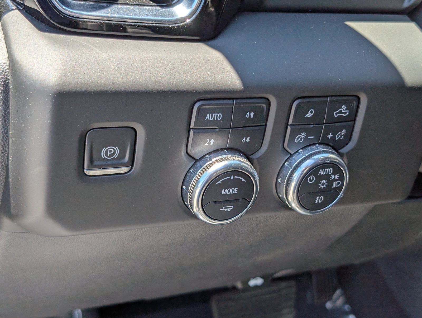 Used 2023 GMC Sierra 1500 Denali AWD/4WD image 23
