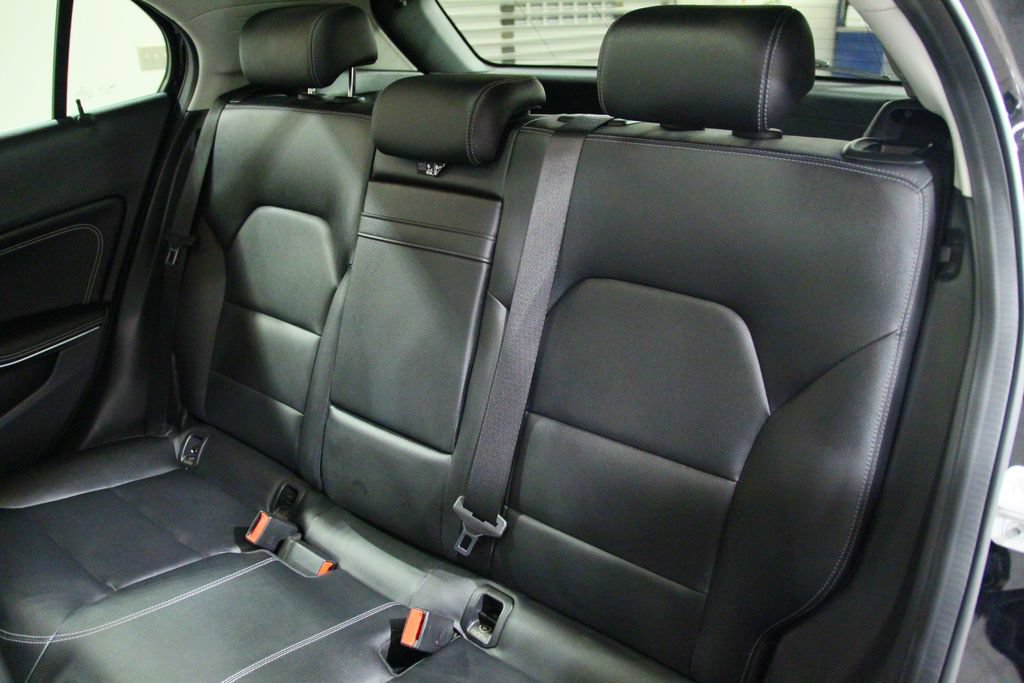 Used 2015 Mercedes-Benz GLA 250 4MATIC image 29