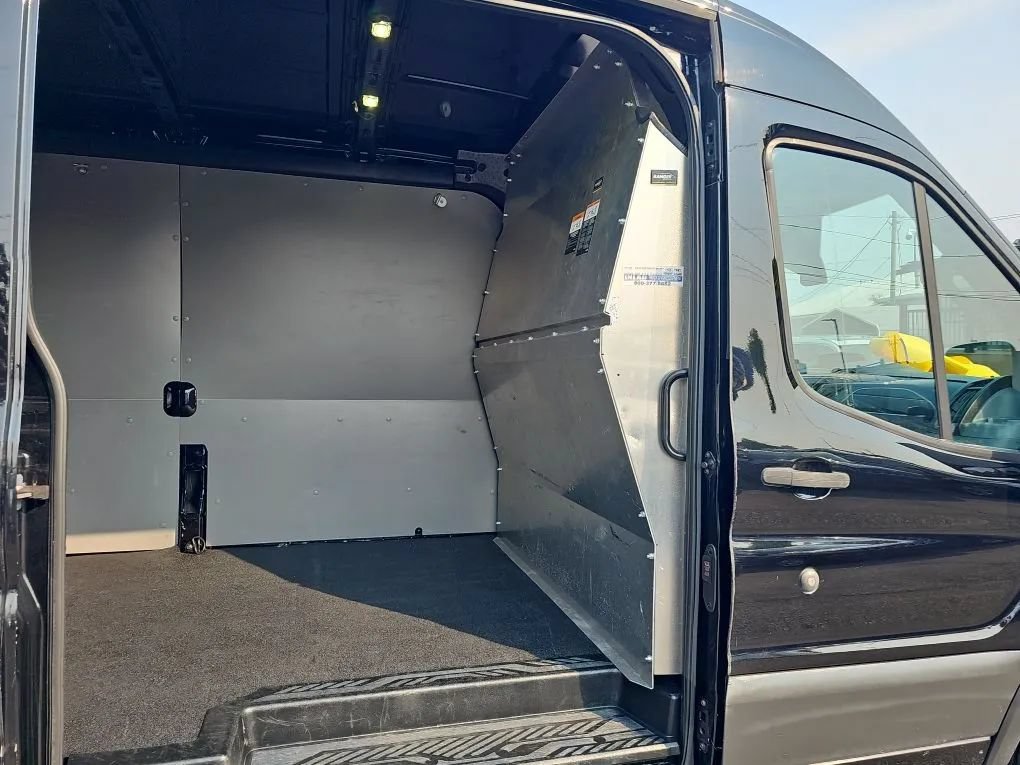 Used 2018 Ford Transit 350 148 Medium Roof RWD image 20