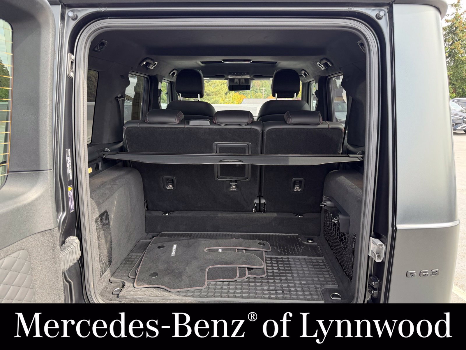 Used 2025 Mercedes-Benz G 63 AMG 4MATIC image 11