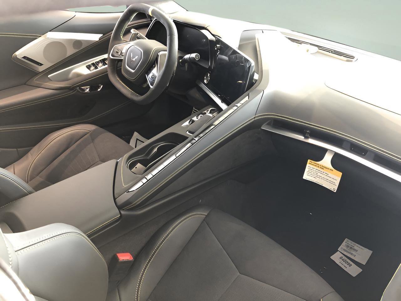 New 2024 Chevrolet Corvette Stingray Premium Conv w/ Z51 Performance Package RWD image 6