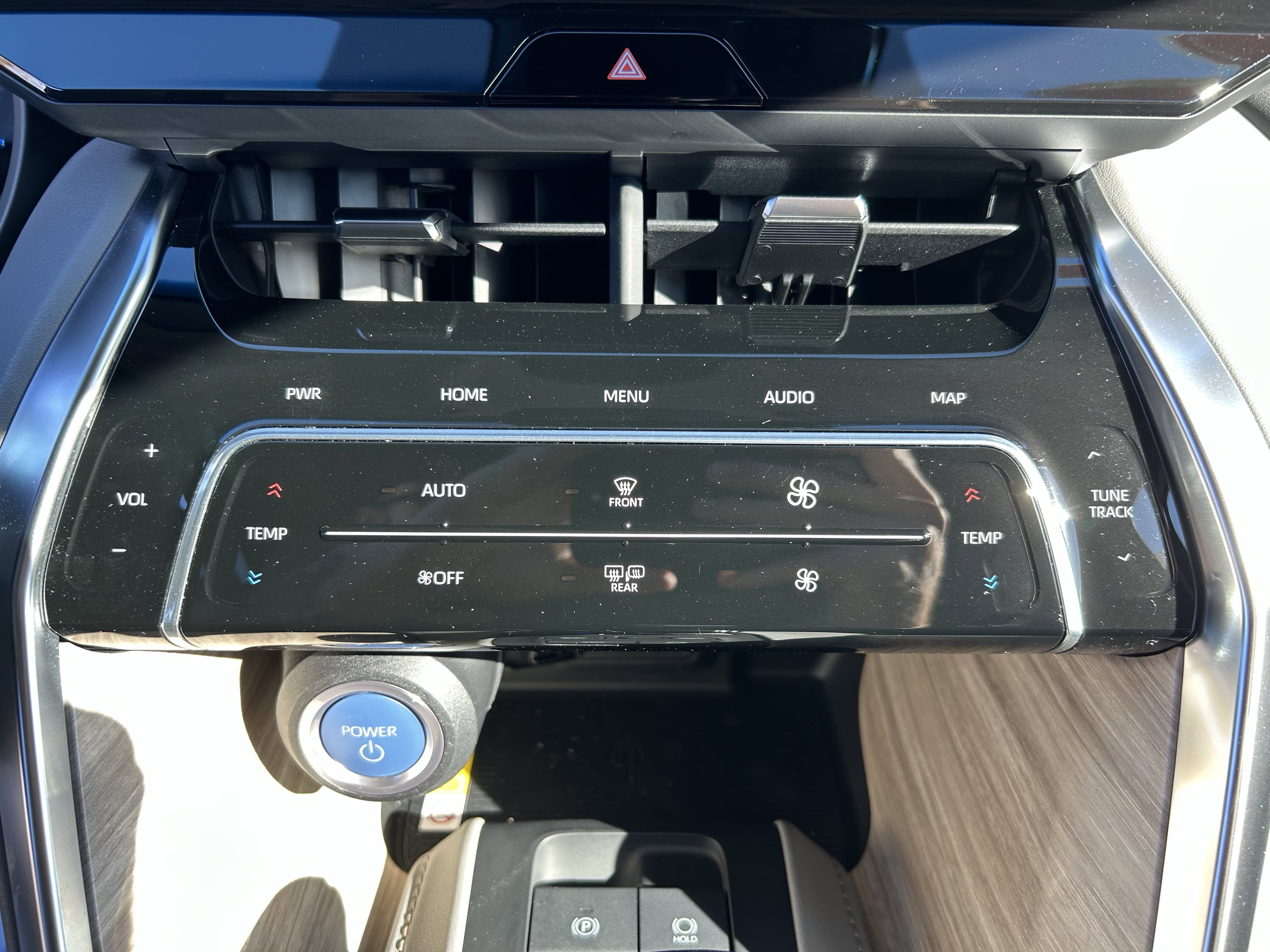 Certified 2022 Toyota Venza Limited w/ Advanced Technology Package image 29