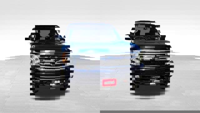 Used 2008 Chevrolet Silverado 1500 LTZ w/ Suspension Package, Off-Road image 3