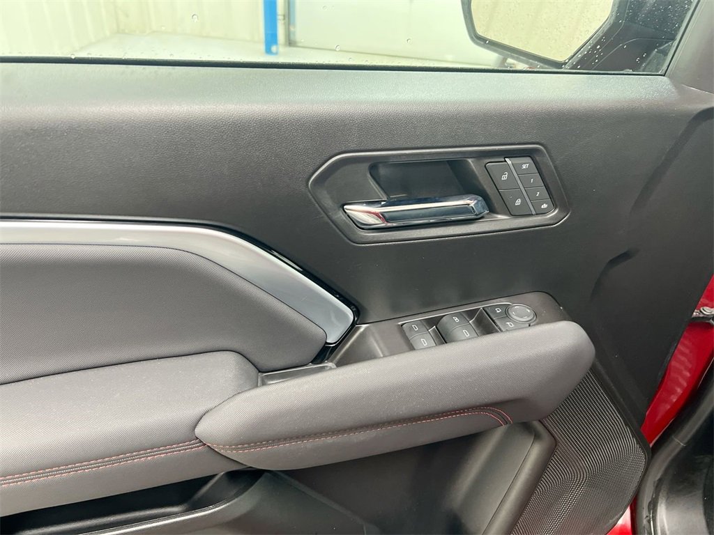 Used 2024 Chevrolet Colorado Z71 w/ Z71 Convenience Package 2 image 20