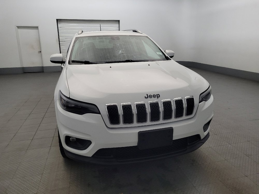 Used 2019 Jeep Cherokee Latitude w/ Cold Weather Group image 14