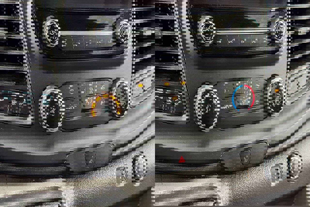 Used 2021 Ford Transit 350 XLT image 30