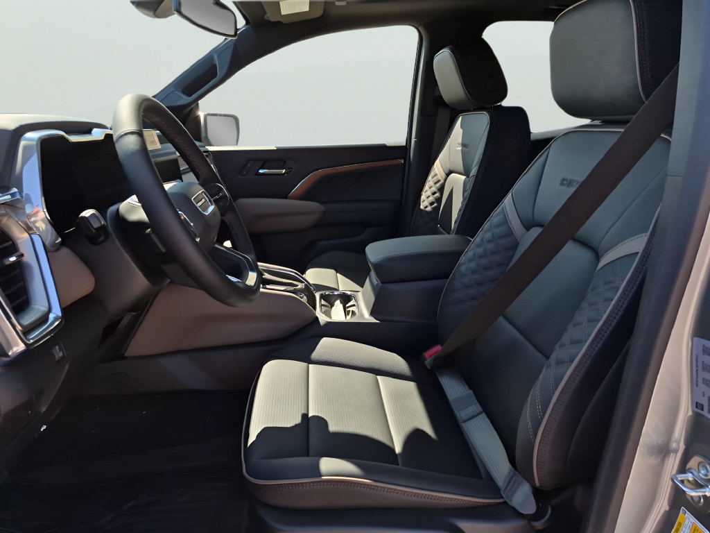 New 2026 GMC Canyon Denali AWD/4WD image 18