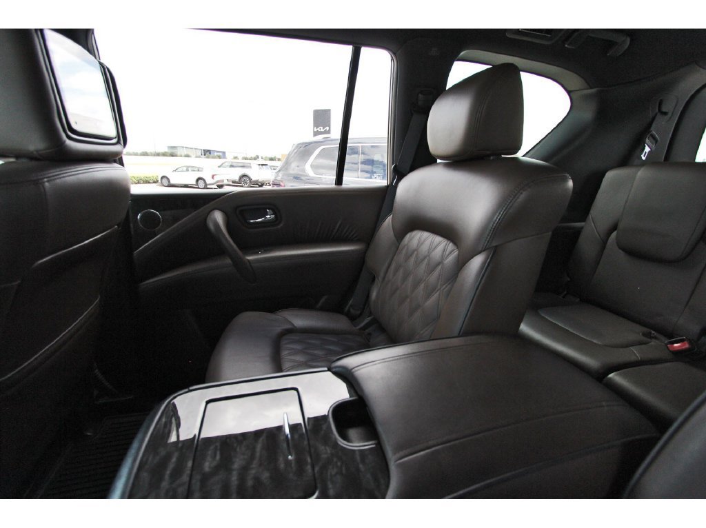 Used 2021 Nissan Armada Platinum w/ Captain's Chairs Package RWD image 12