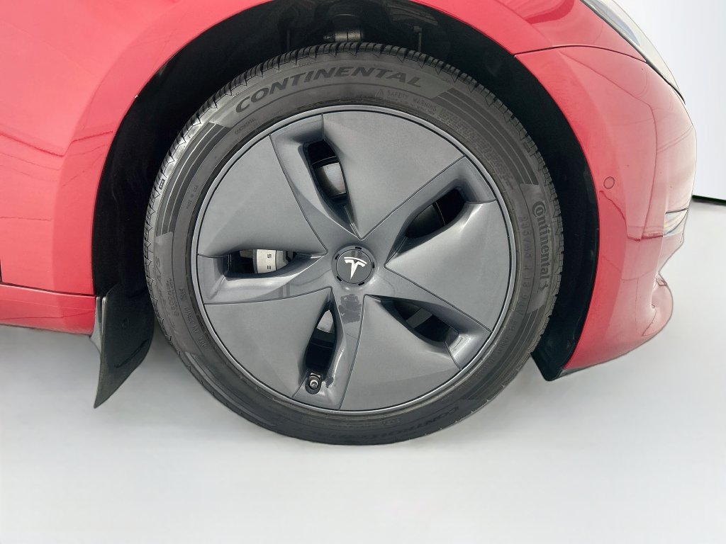 Used 2022 Tesla Model 3 Long Range AWD/4WD image 31
