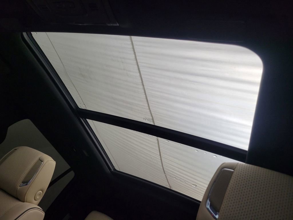 Used 2023 Cadillac Escalade Premium Luxury w/ Performance Package image 14