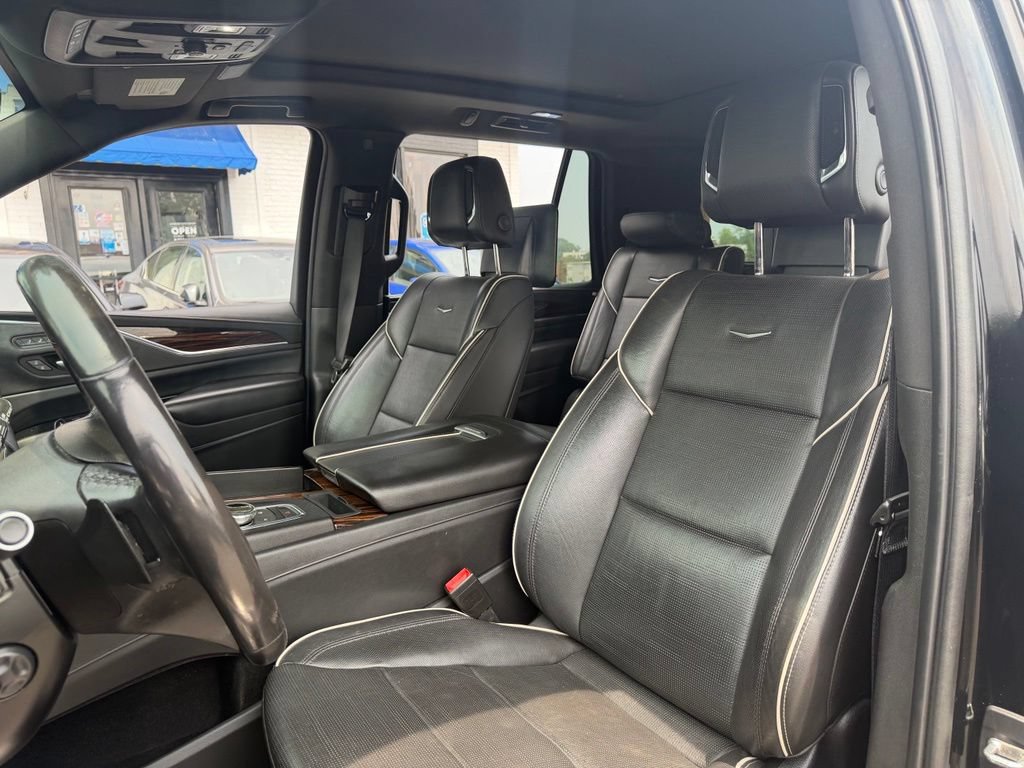 Used 2021 Cadillac Escalade Premium Luxury w/ Driver Assist Tech Package AWD/4WD image 10