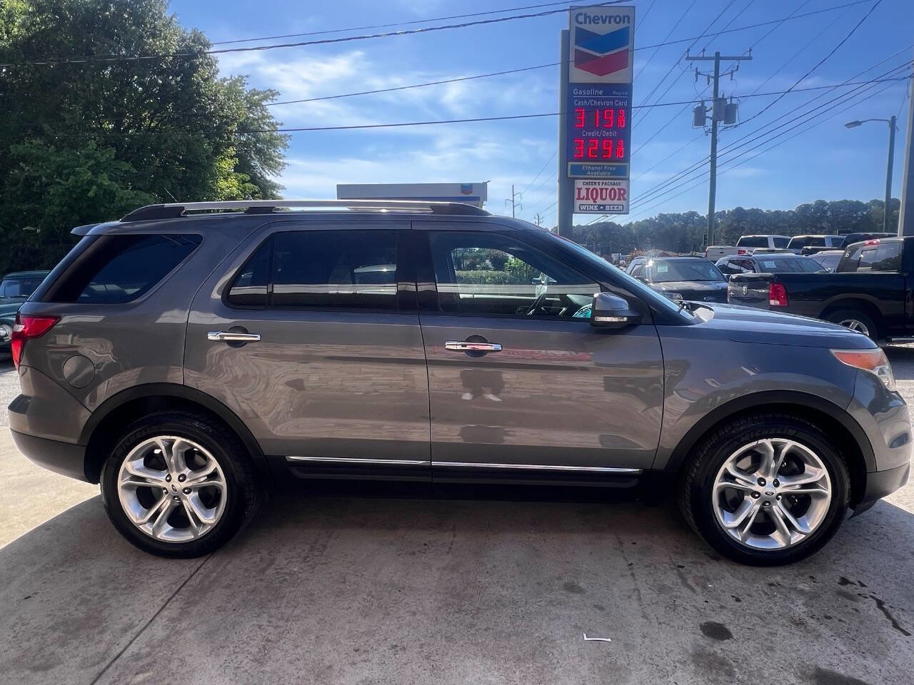 Used 2014 Ford Explorer Limited FWD image 5