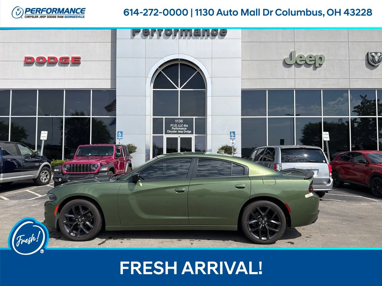 Used 2022 Dodge Charger SXT w/ Plus Group RWD image 6