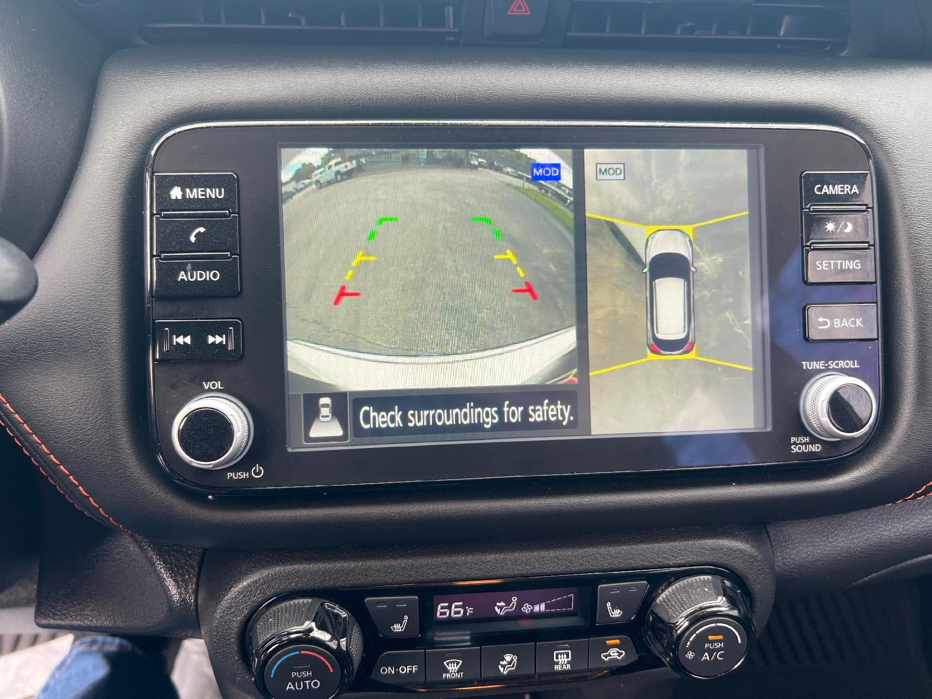 Used 2023 Nissan Kicks SR w/ SR Premium Package FWD image 18