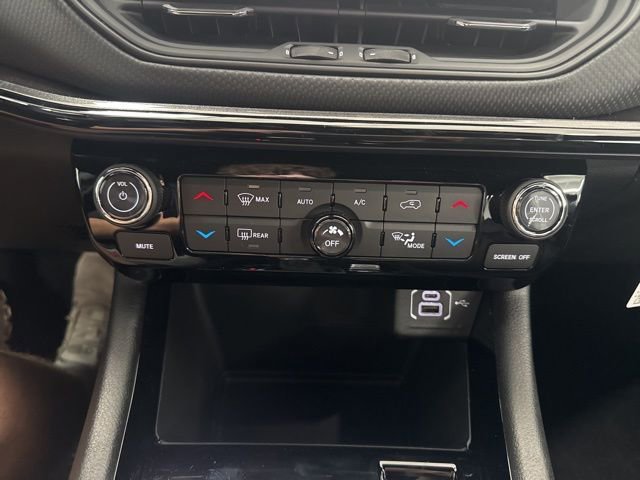 New 2026 Jeep Compass Limited image 41