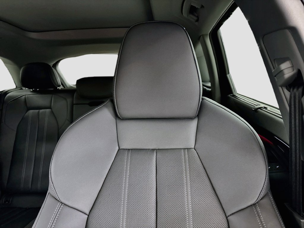New 2026 Audi Q5 Premium Plus AWD/4WD image 19