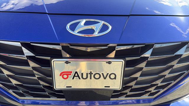 Used 2023 Hyundai Elantra Limited FWD image 28