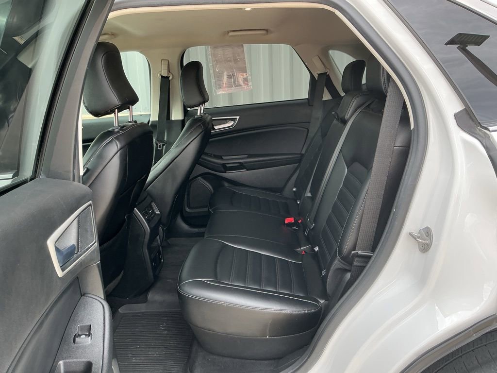 Used 2023 Ford Edge SEL w/ Convenience Package image 16