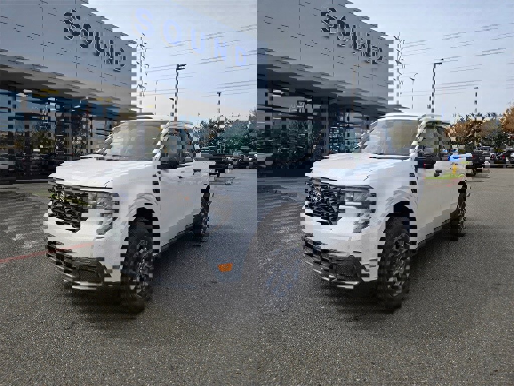 New 2025 Ford Maverick XLT w/ XLT Luxury Package