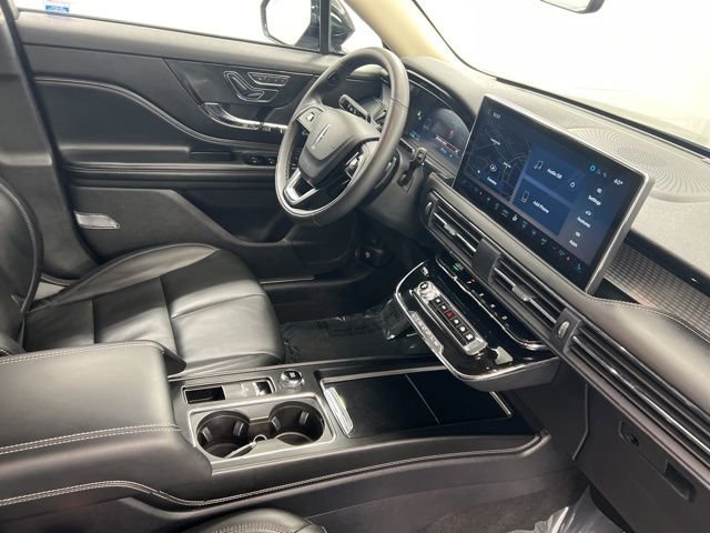 Certified 2023 Lincoln Corsair AWD w/ Equipment Group 101A image 25