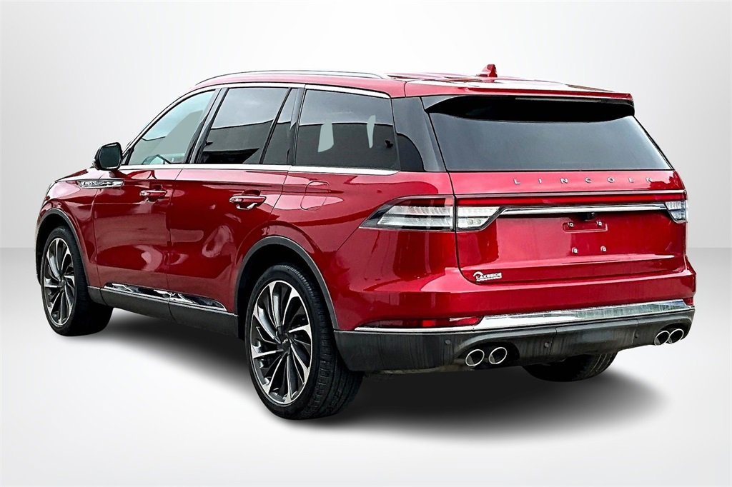 Used 2020 Lincoln Aviator Reserve w/ Equipment Group 202A image 4