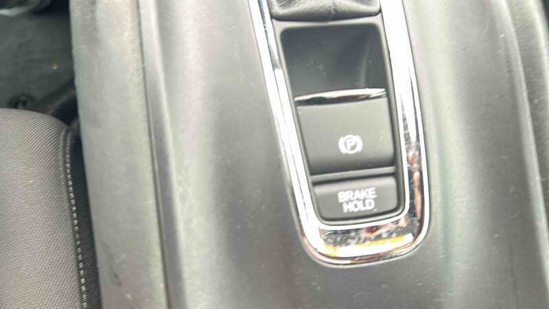 Used 2020 Honda HR-V EX image 27