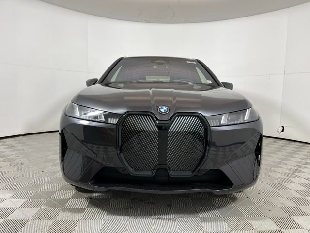 New 2026 BMW iX xDrive60 w/ Premium Package image 2