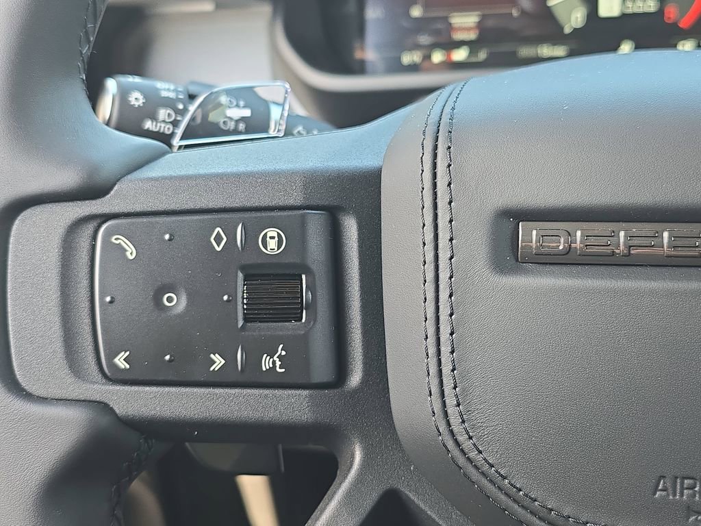 New 2026 Land Rover Defender 110 OCTA image 17