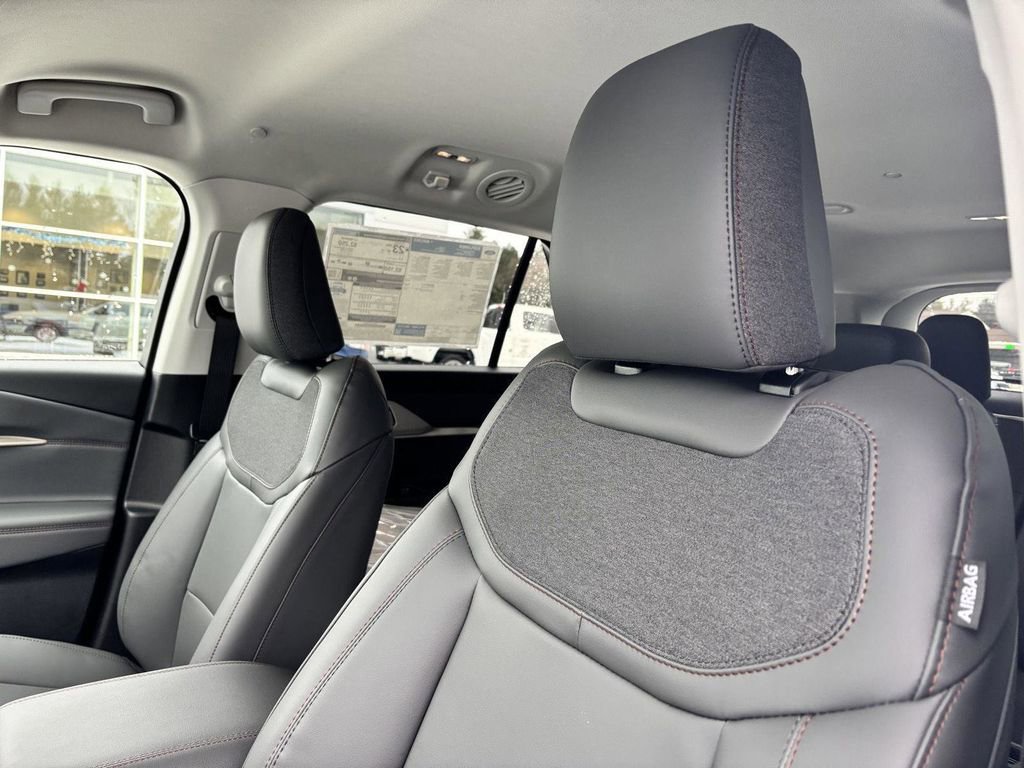 New 2026 Ford Explorer Active w/ Active Comfort Package image 13