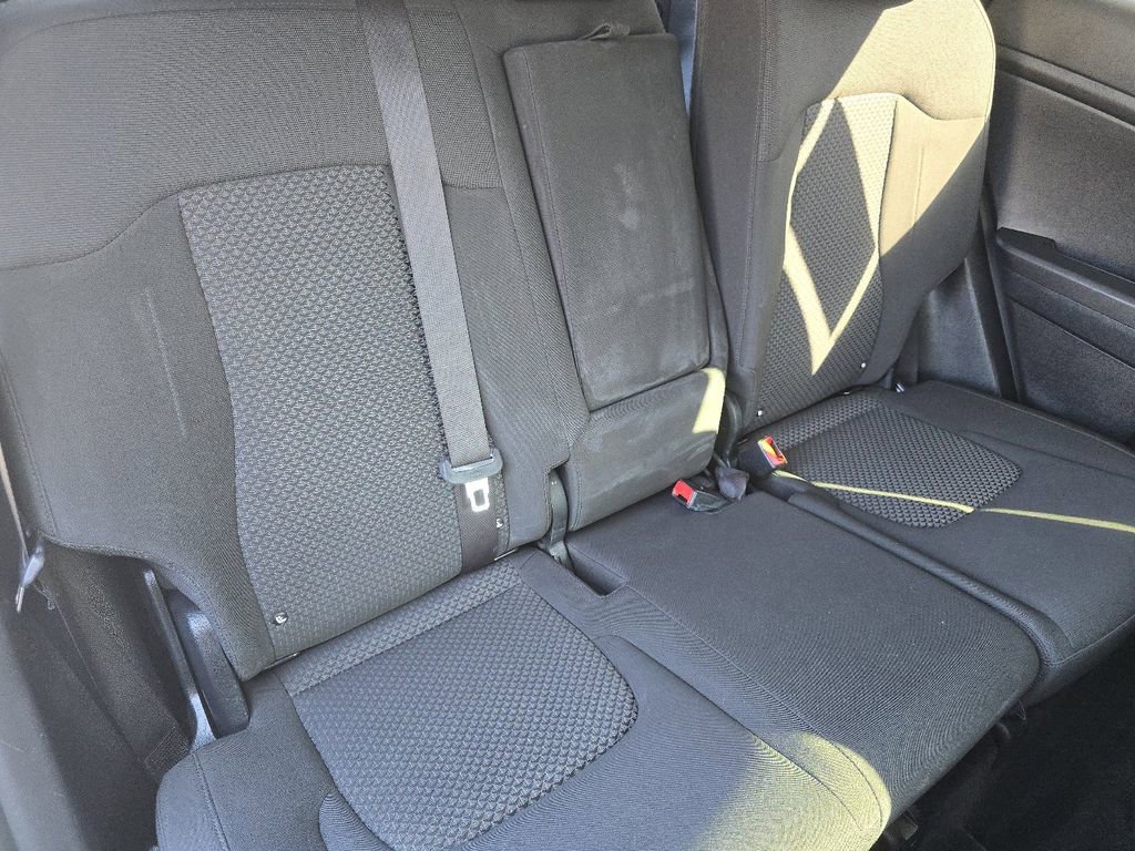 Used 2023 Kia Sportage LX image 17