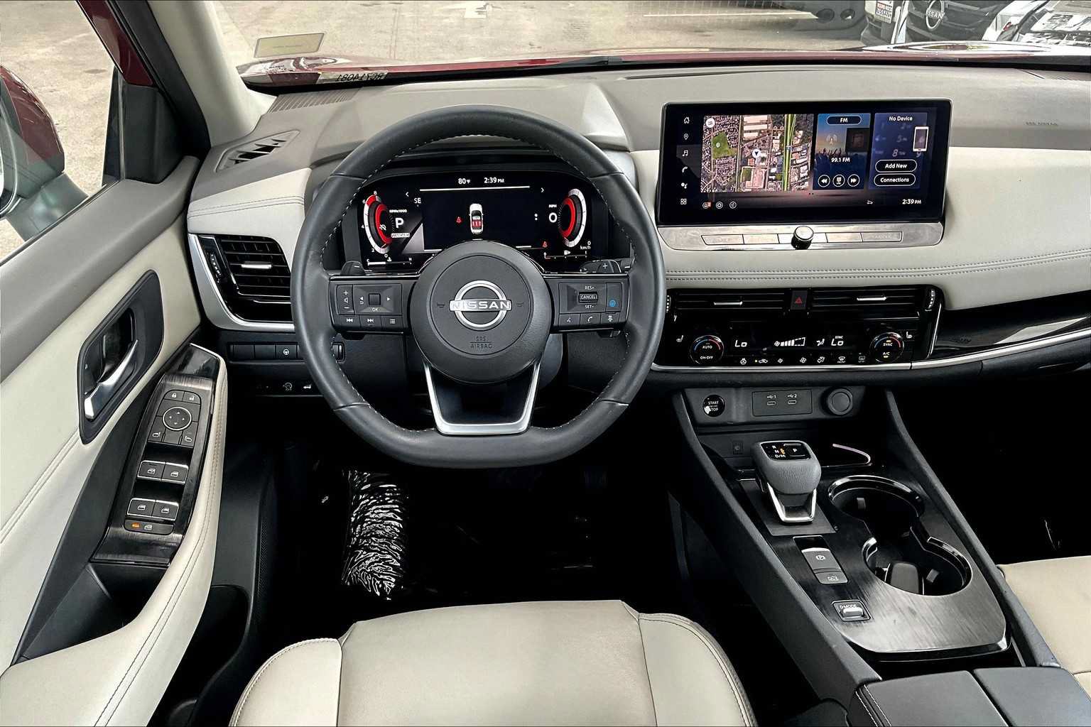 Used 2024 Nissan Rogue SL FWD image 6