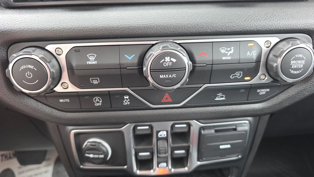 New 2026 Jeep Gladiator Sport AWD/4WD image 31
